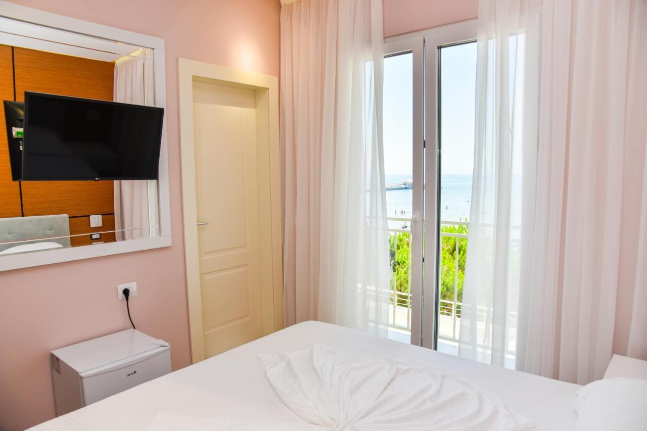 דורס Hotel Edart מראה חיצוני תמונה