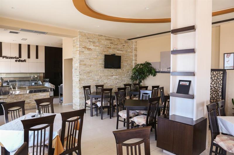 דורס Hotel Edart מראה חיצוני תמונה